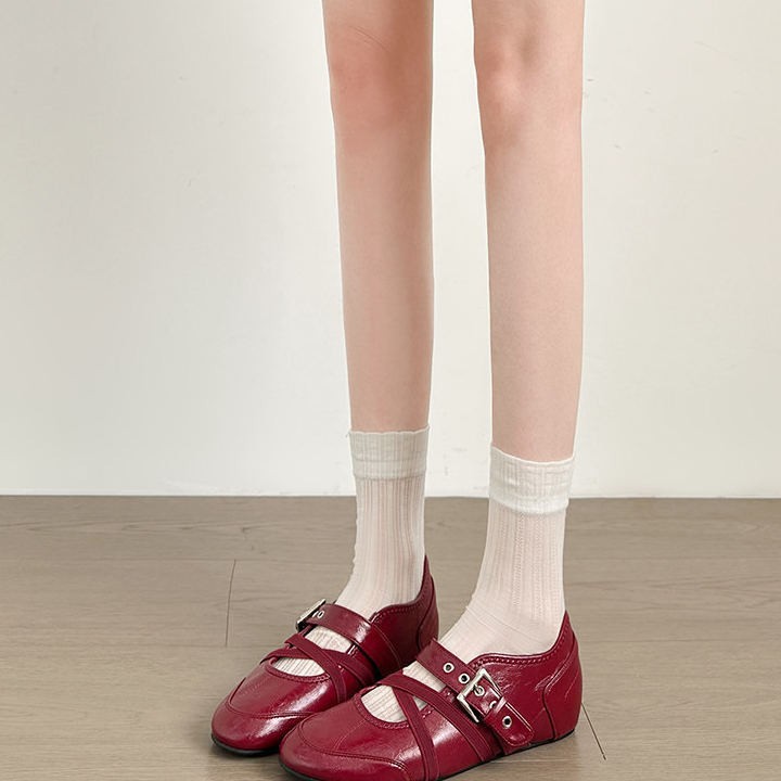 Genuine Leather Retro Cross-Strap Flat Ballet Casual Shoes for Women with Invisible Internal Height Increase and Shallow Mary Jane Style