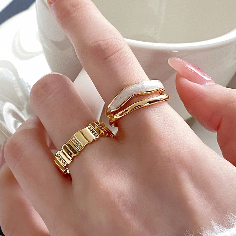 Niche design high-grade light luxury ring female fashion personality all-match Non-fading adjustable index finger open ring