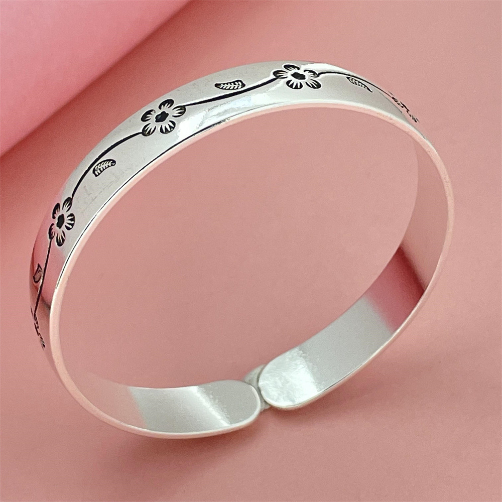 Foreign trade export silver-plated retro plum bracelet shake sound network red popular in stock supply bracelet in stock wholesale