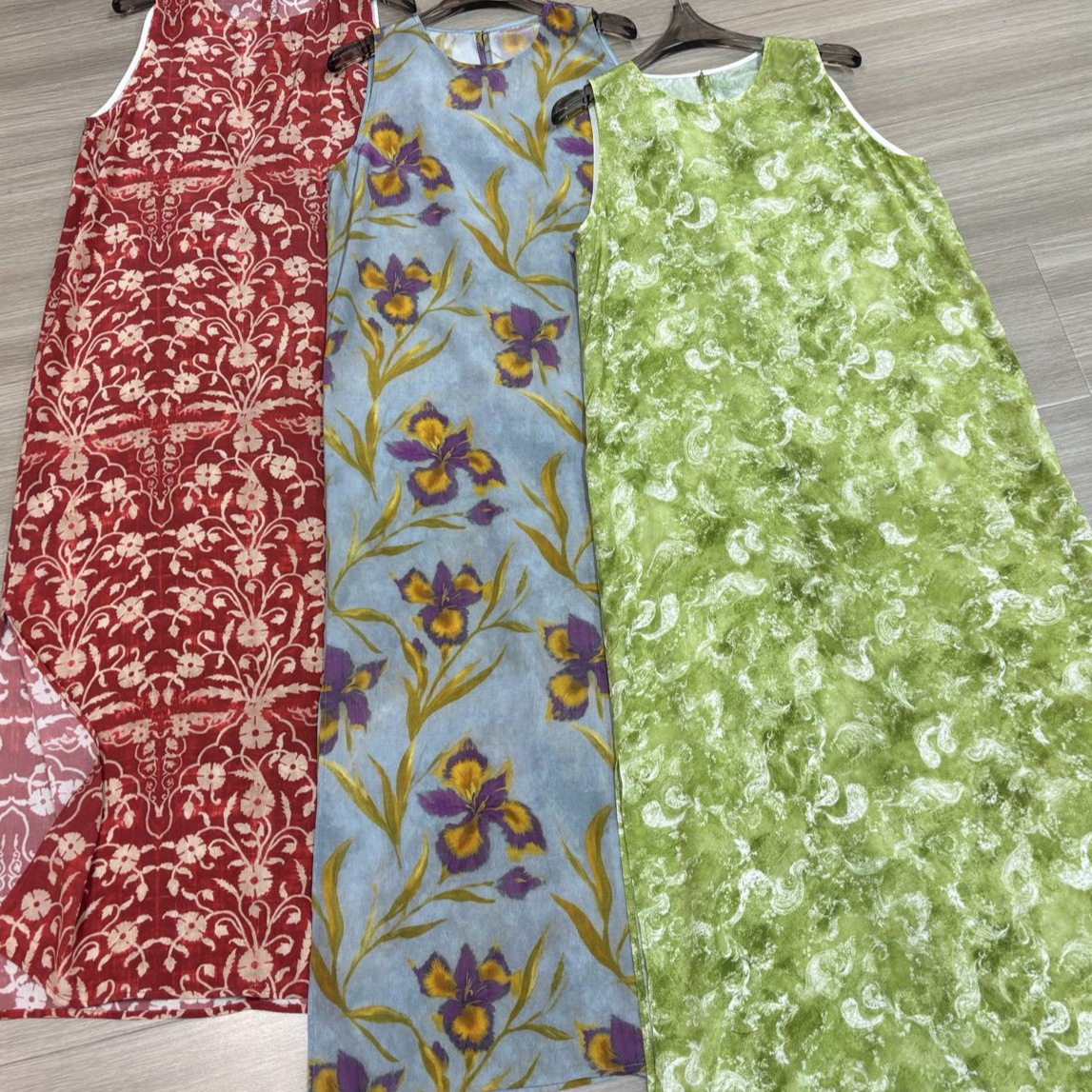 Nanyou Relaxed and Refreshing Age-Reducing Loose Straight H-Cut Round Neck Sleeveless Side Slit Silk Printed Dress