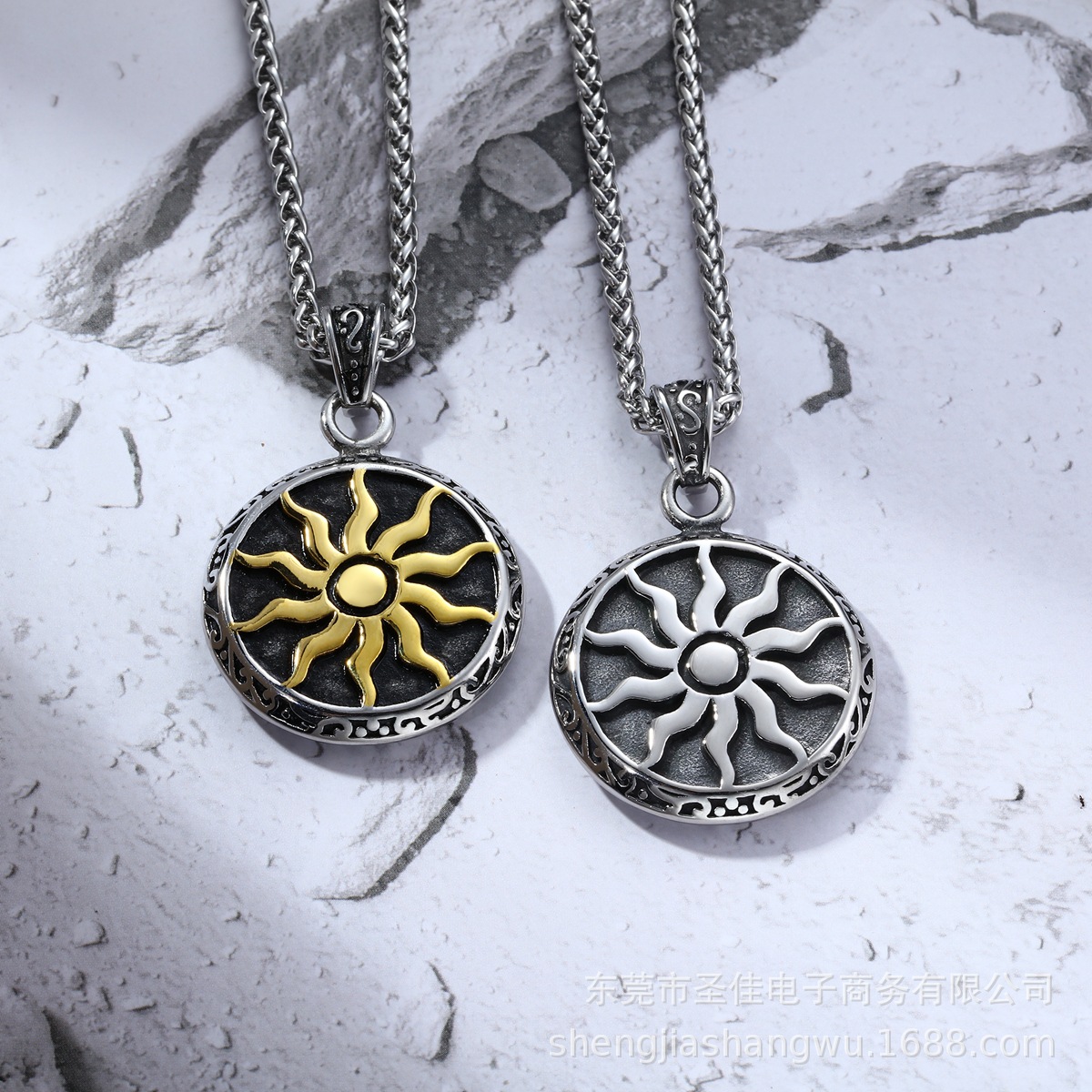 Titanium steel necklace vintage sunflower pendant stainless steel sun god fashion pendant punk style SP614