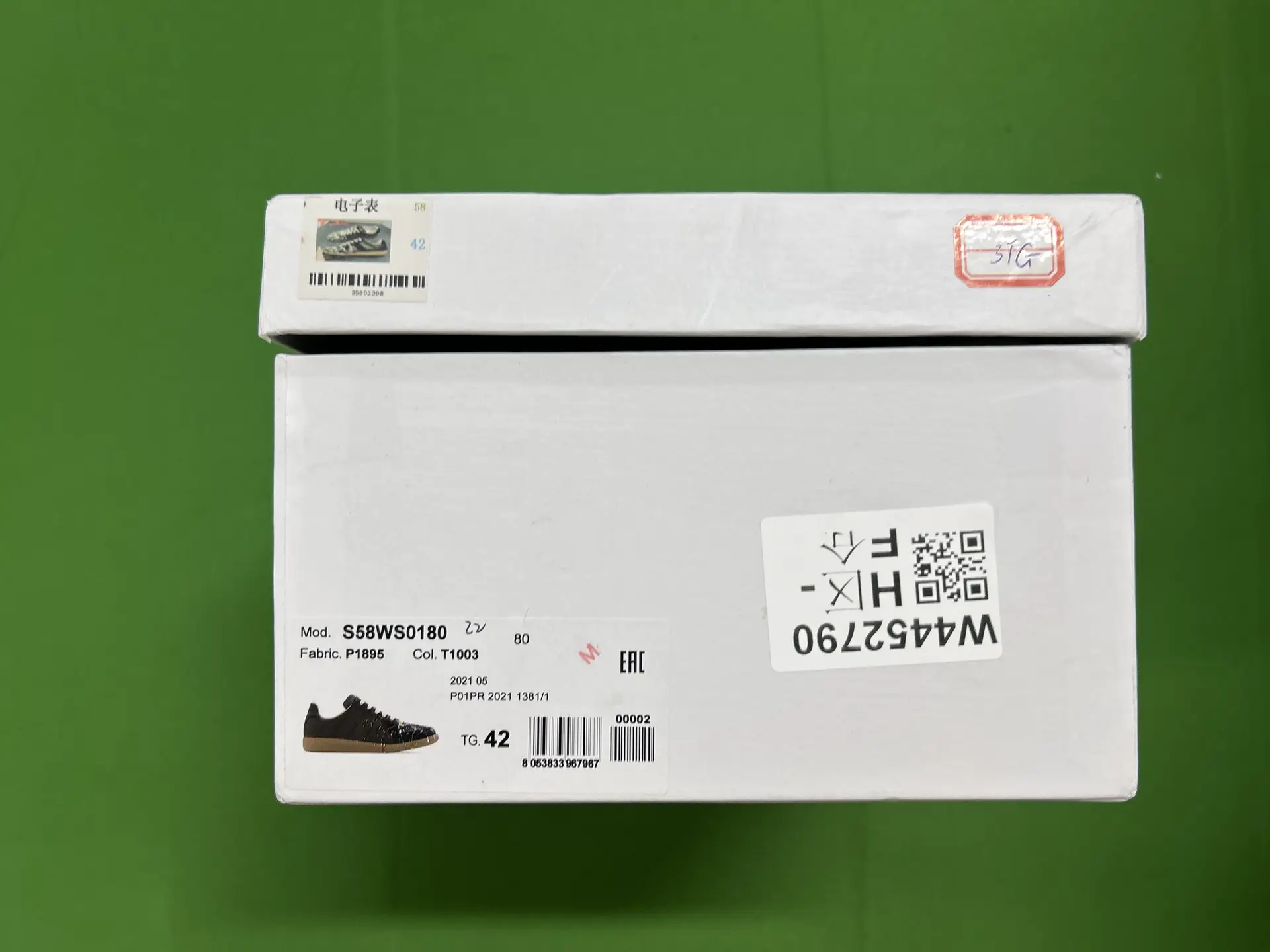 S58WS0180 sneakers