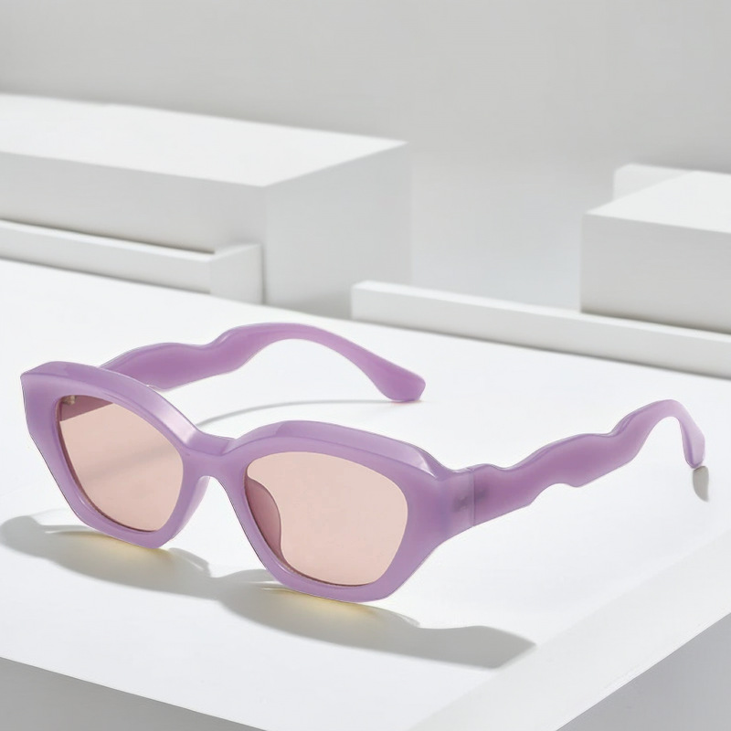New fashion box personalized Street y2g hot girl European and American catwalk light luxury sunglasses ins Internet celebrity same style sunglasses