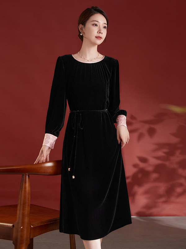 High-End Light Luxury Silk Velvet Dress for Women, 2026 New Spring Model, Round Neck, Long Sleeves, Spliced Mulberry Silk Tie Dress