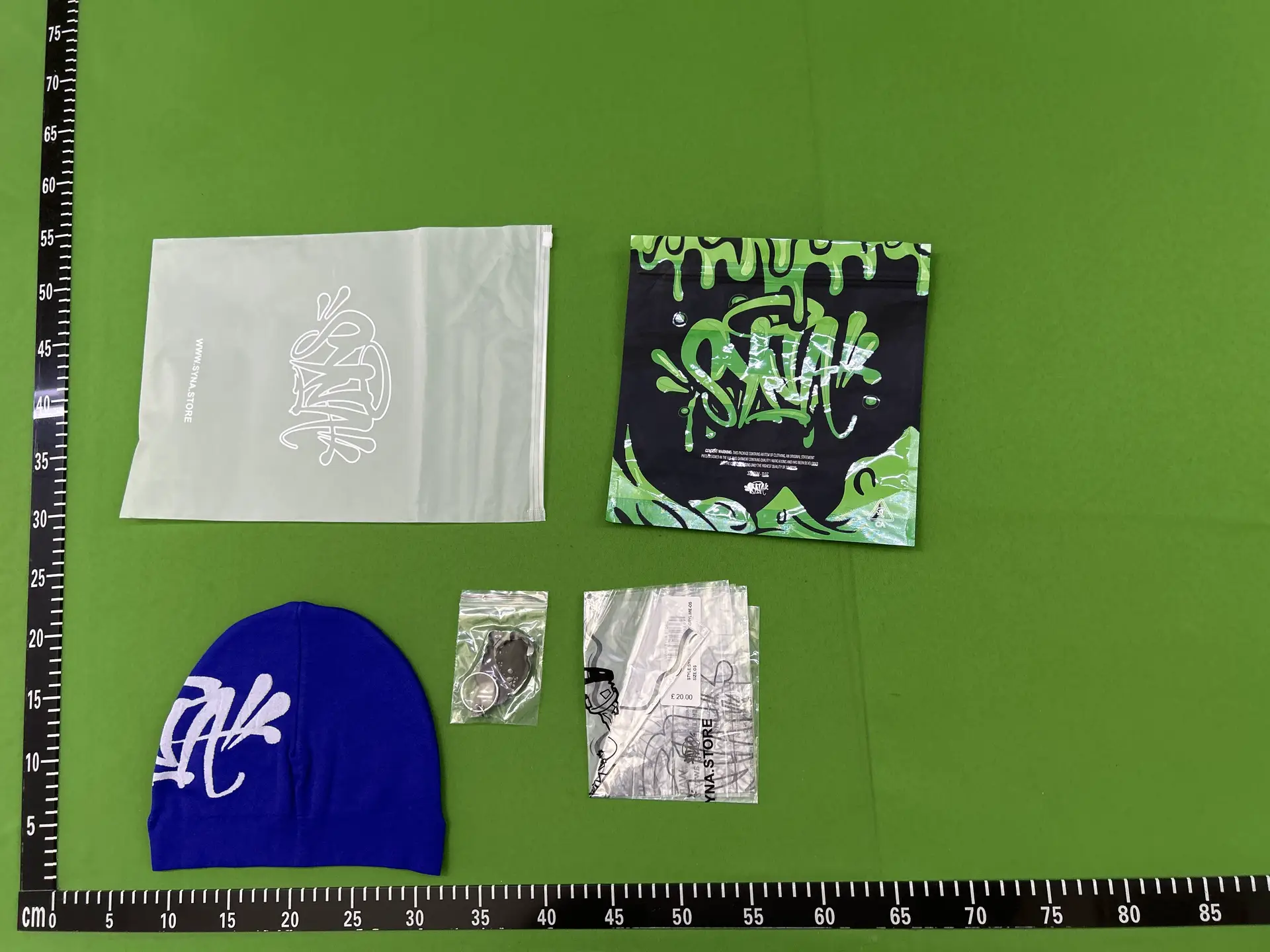 syna BIG LOGO SKULL BEANIE HAT