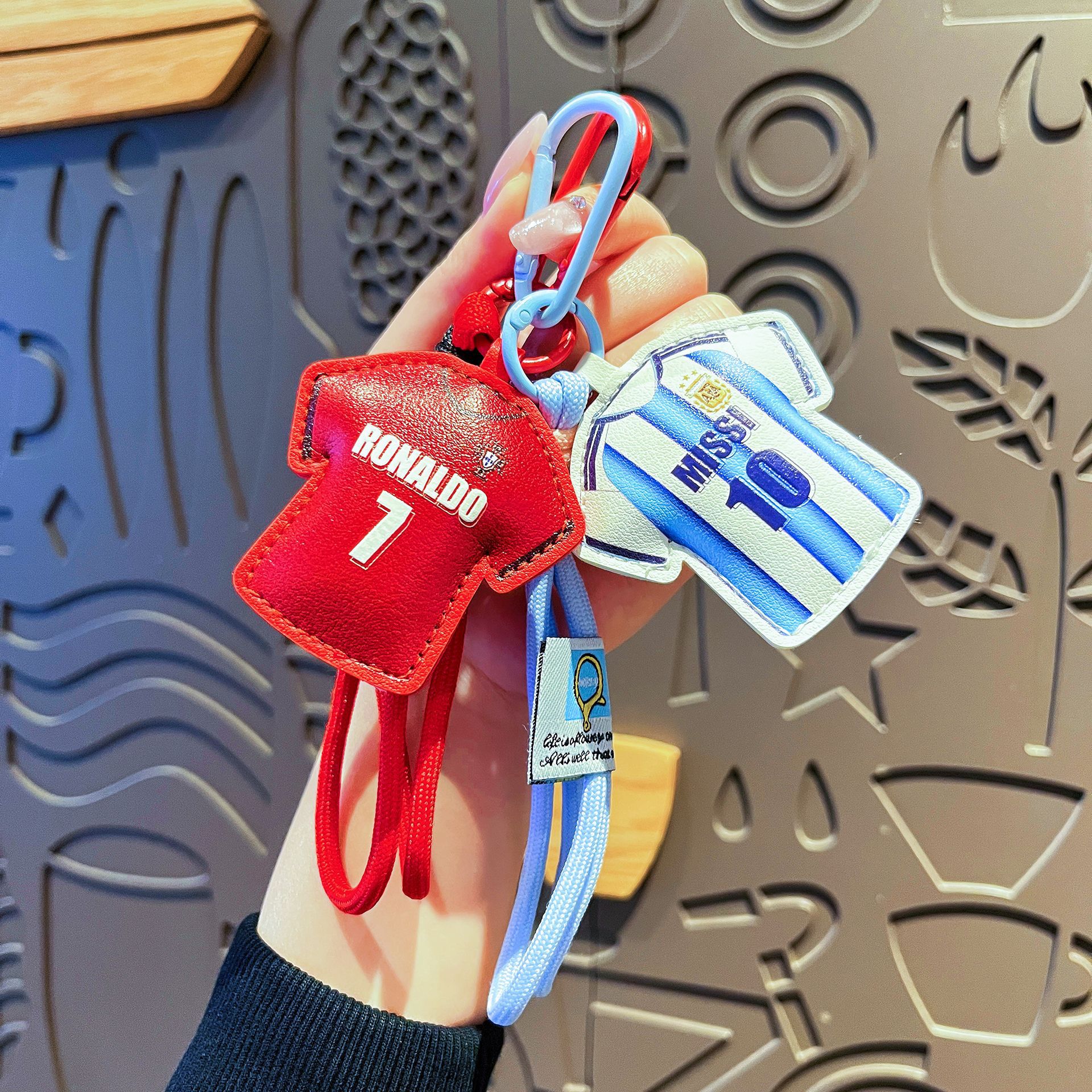 New Leather Jersey Keychain Accessories for Women, Cute World Cup Football Leather Couple Bag Pendant Small Gift
