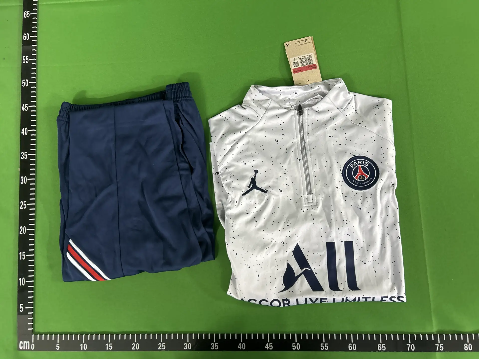 Paris Saint-Germain Jordan Training Kit