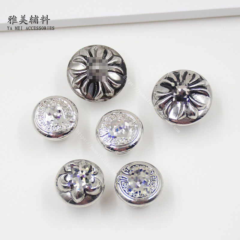 Metal Electroplated Cross-Shaped Screw Buckle Denim Pants Retro Punk Style Button Bag Decoration Buckle Foto QC de TAOBAO na Qualit.ly