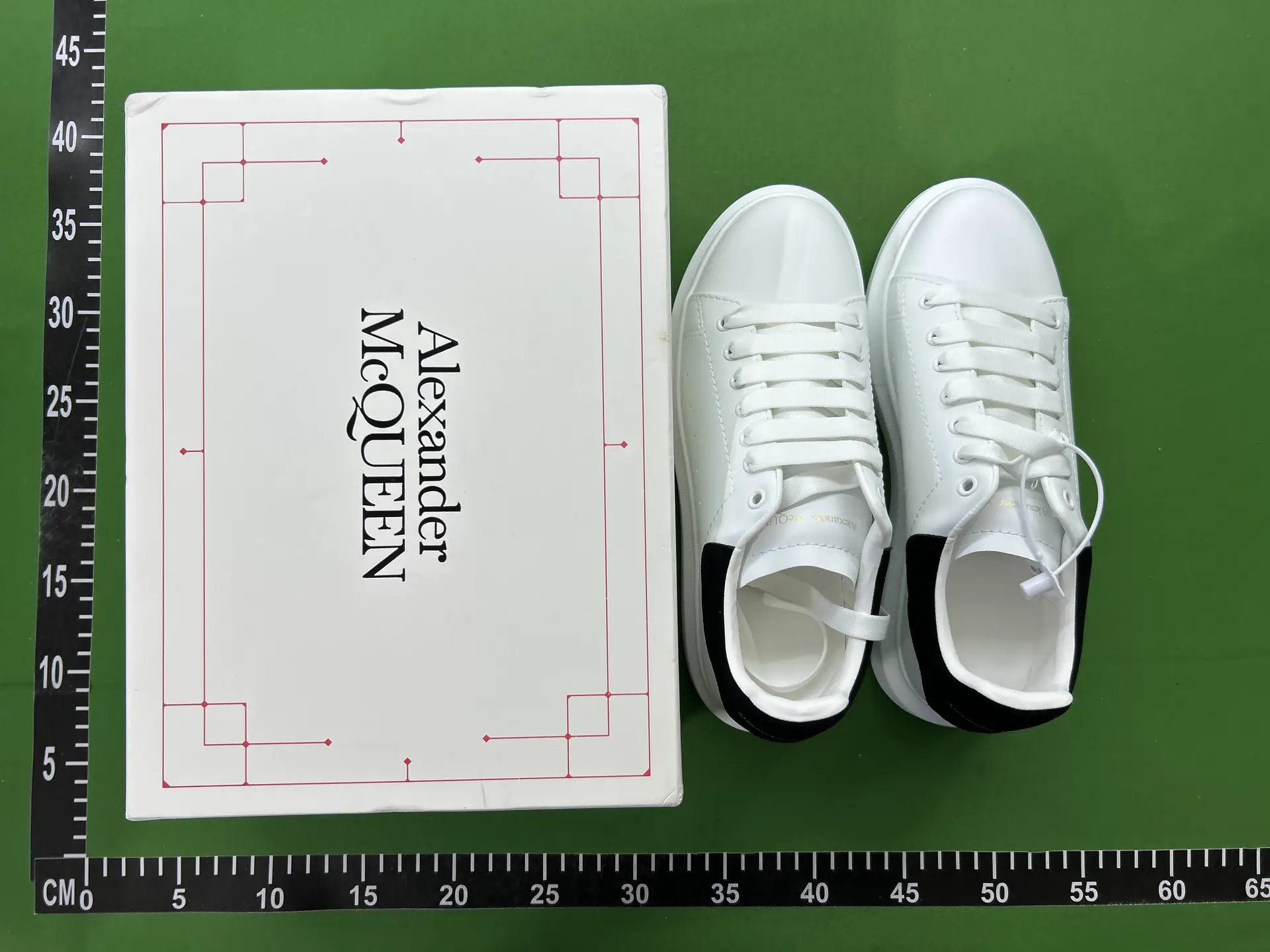 Alexander McQueen Oversized Sneaker White Black
