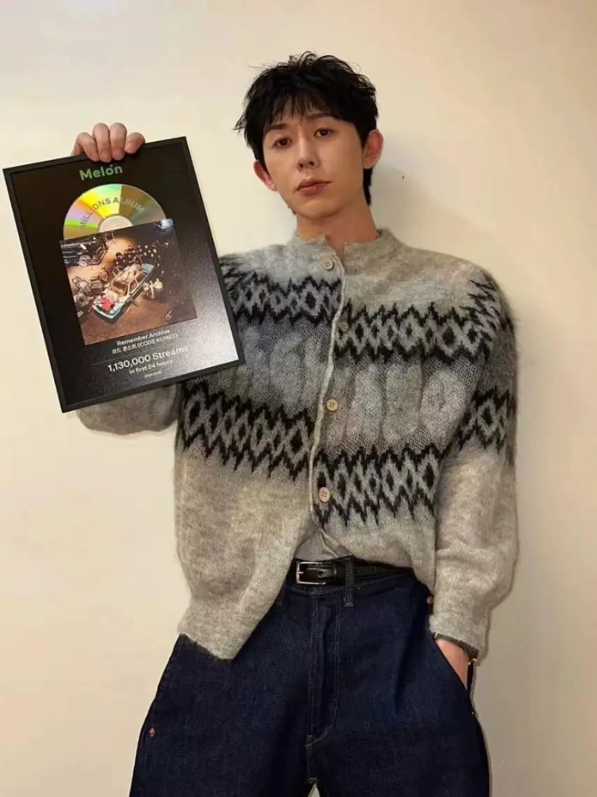 Dmc Create Retro Sweater Asymmetrical Argyle Jacquard Mohair Knit Cardigan Codekunst Same Style