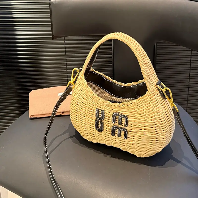 2025 New Letter Logo Woven Tote Bag European and American Retro hobo Portable Mini Vegetable Basket Bag Crosbody Bag
