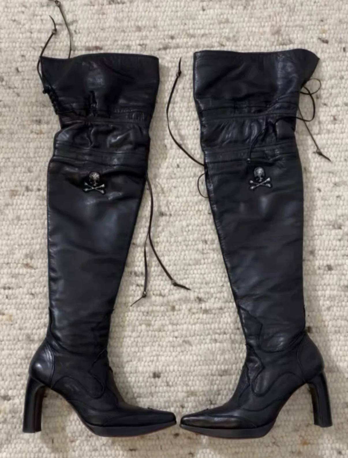 Hiromu Takahara Second-Hand Black Genuine Leather Skull Boots with Chunky High Heels and Over-The-Knee Design