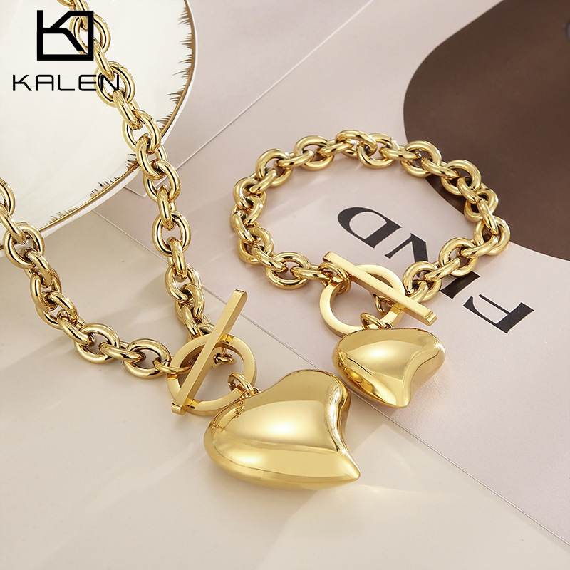 Full body titanium steel love otbuckle necklace female hip hop all-match hollow big love girl temperament Harajuku jewelry suit