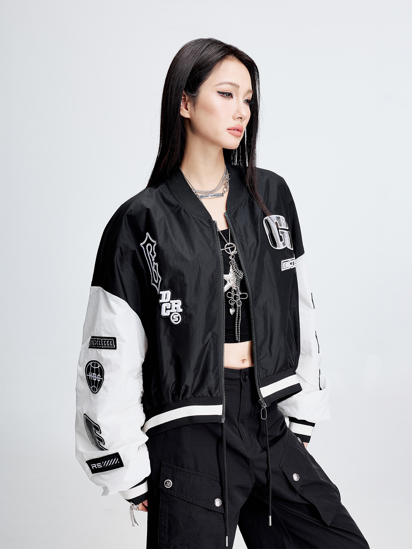 Togu American-Style Trendy Baseball Jacket for Women, New Spring Streetwear Jacket with Horn Sleeves and Badge, Short Top for Women