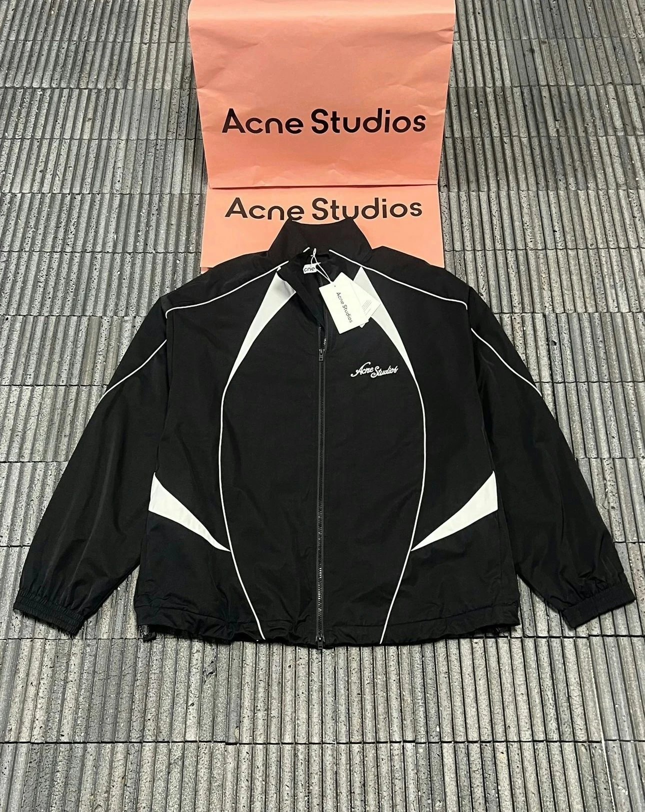 Acne Studios 2026 Tech Fabric Logo-Embroidered Loose-Fit Men’s Jacket