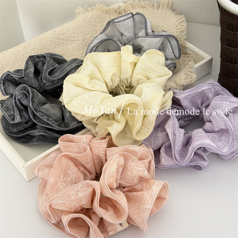 Vintage Minimalist Four-Layer Printed Scrunchie with a High-End Feel, Waist-Cinching Hair Tie, Stylish Internet Celebrity Hair Accessory