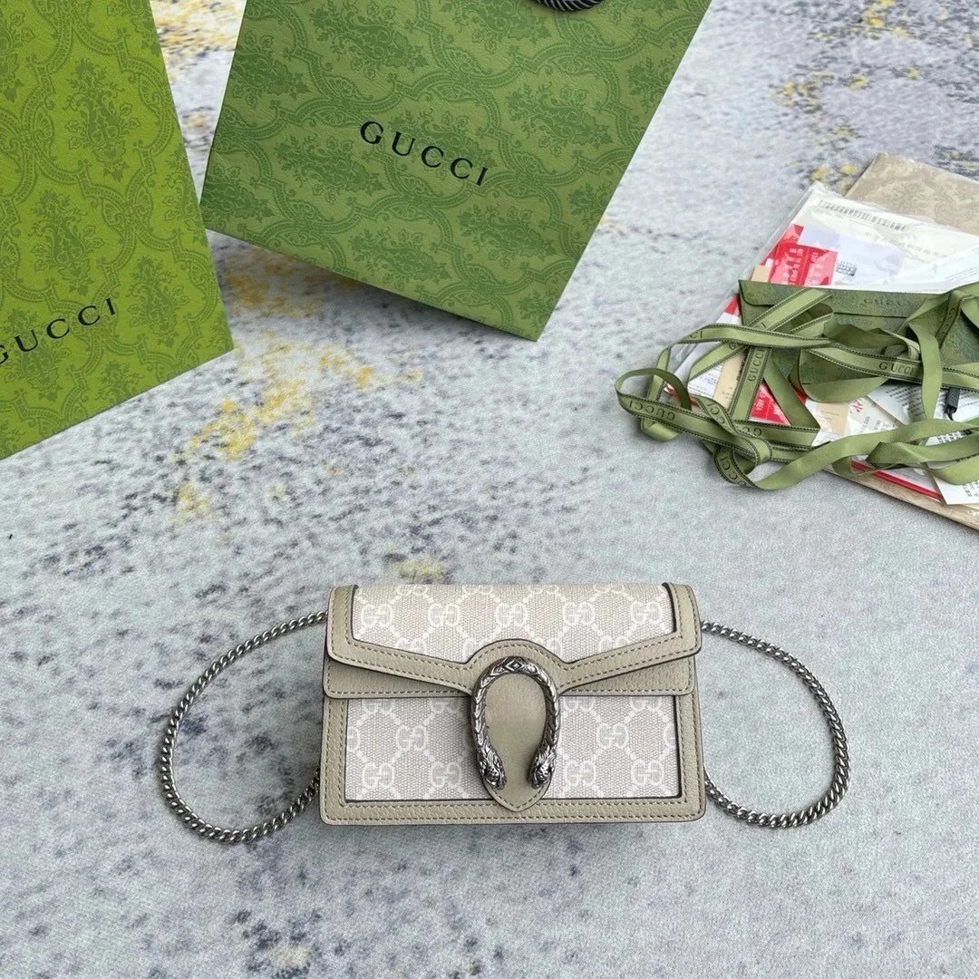 Gucci purse