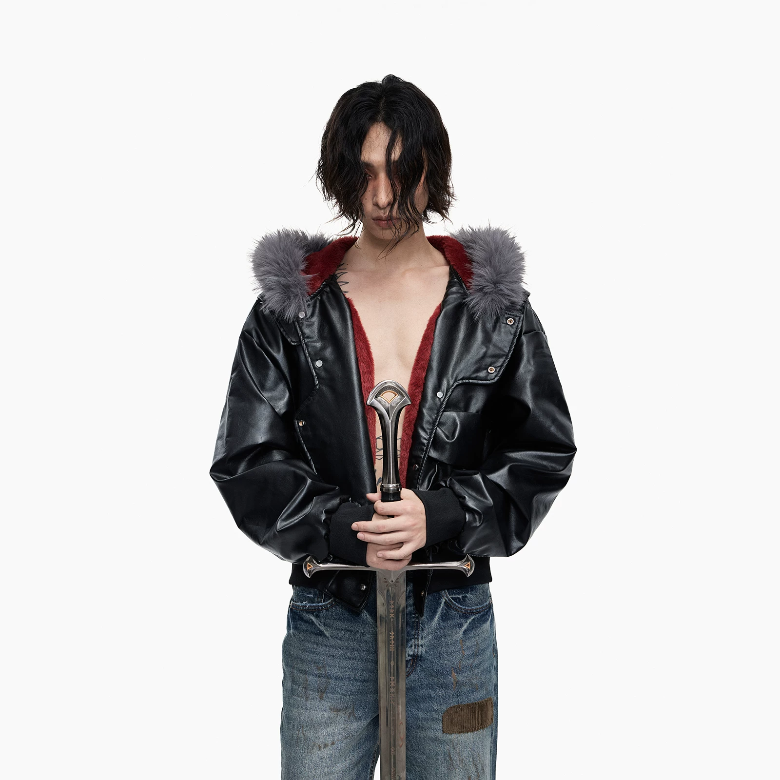 Lightinus * deconstructs the thick cotton jacket with fur collar and winter design sense, hooded short leather jacket