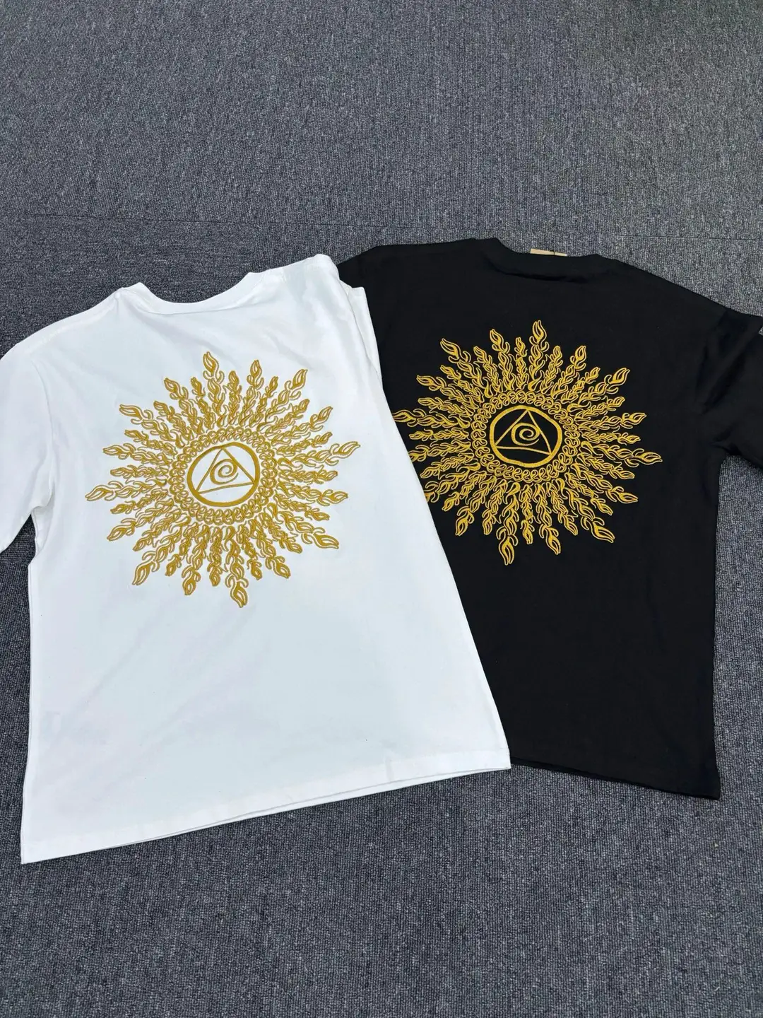 Tee