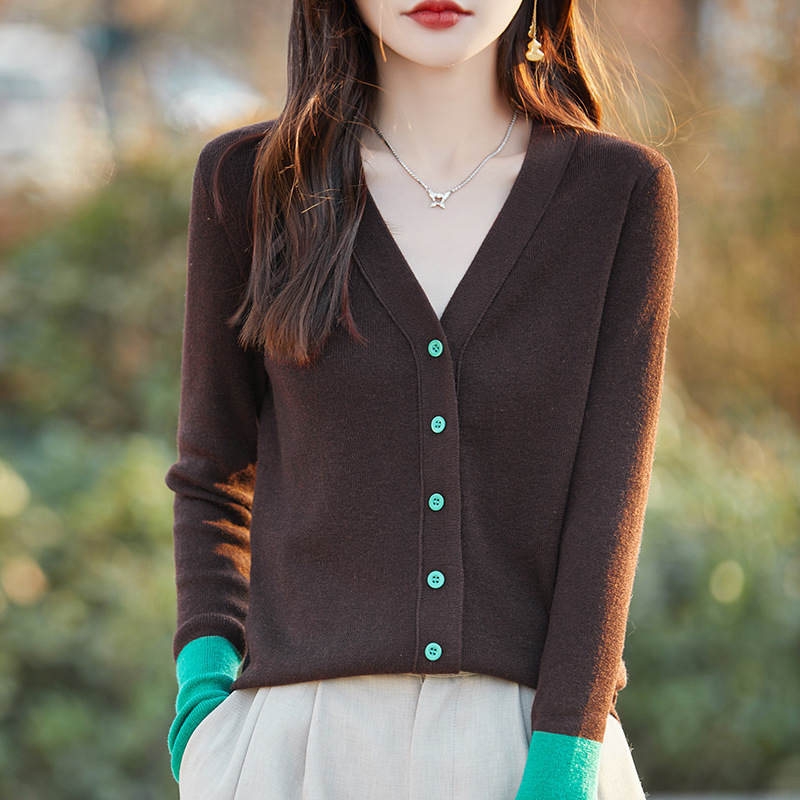 Wholesale Fine-Spun Wool Cardigan 2025 Spring and Autumn New Style Women's Thin V-Neck Color-Block Knit Base Shirt Gentle Style
