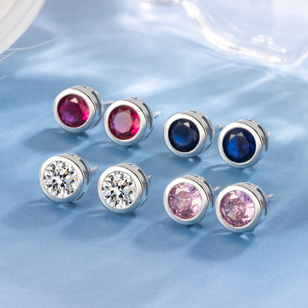 Live selling new round zircon earrings Japanese and Korean simple fashion personality female ear jewelry wholesale generation hair