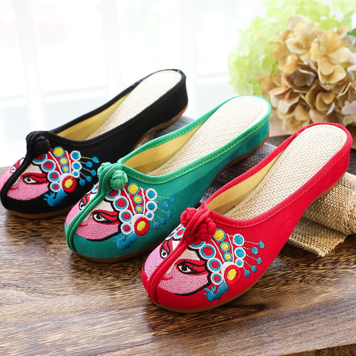 Slippers Embroidered Cloth Shoes Sandals National Trendy Quintessence of Chinese Style Face Style Flower Button Women's Sandals