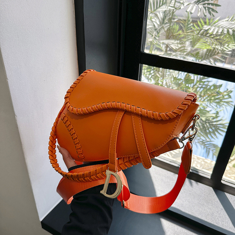 2026 New Women's Handbag, Single Shoulder Handmade Saddle Bag, Underarm Crossbody, Factory Wholesale, Large Capacity, Trendy Cross-Border Style QC-foto från 1688 på Qualit.ly