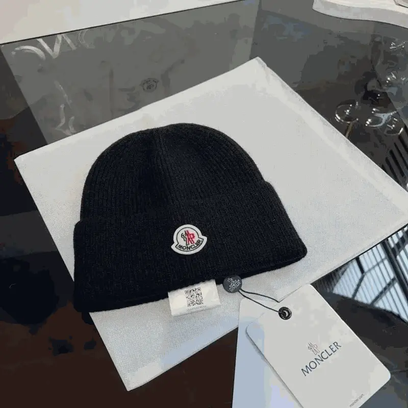 1500 Fall and Winter Fashion Hundreds of Woolen Hat YHH23 (non-quality problems do not return or exchange) Sara WhatsApp:+86 17786959995