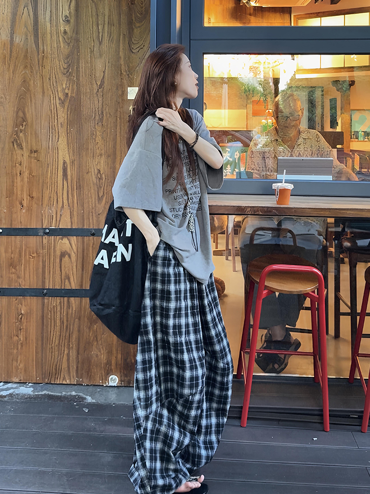 Gorgeous Summer Casual Sports Suit for Women, High-End Loose-Fitting Short-Sleeved T-Shirt and Wide-Leg Pants Two-Piece Set