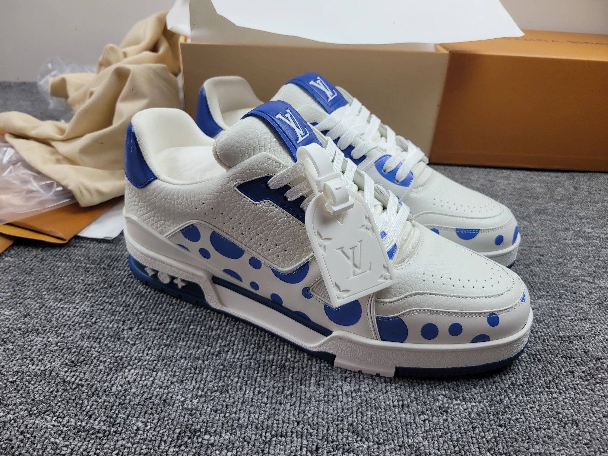 Louis Vuitton sneakers Foto QC de WEIDIAN na Qualit.ly