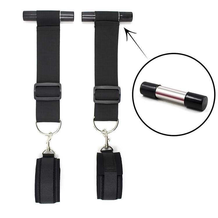 Sex toys alternative couple binding binding binding hanging door handcuffs Carmen handcuffs adult sex products wholesale