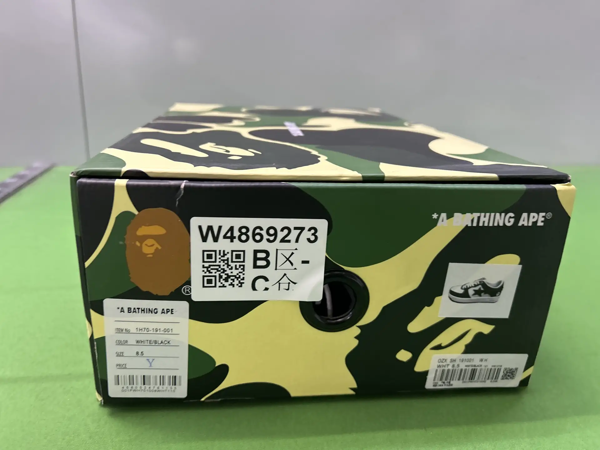 A Bathing Ape BAPE STA White/Black