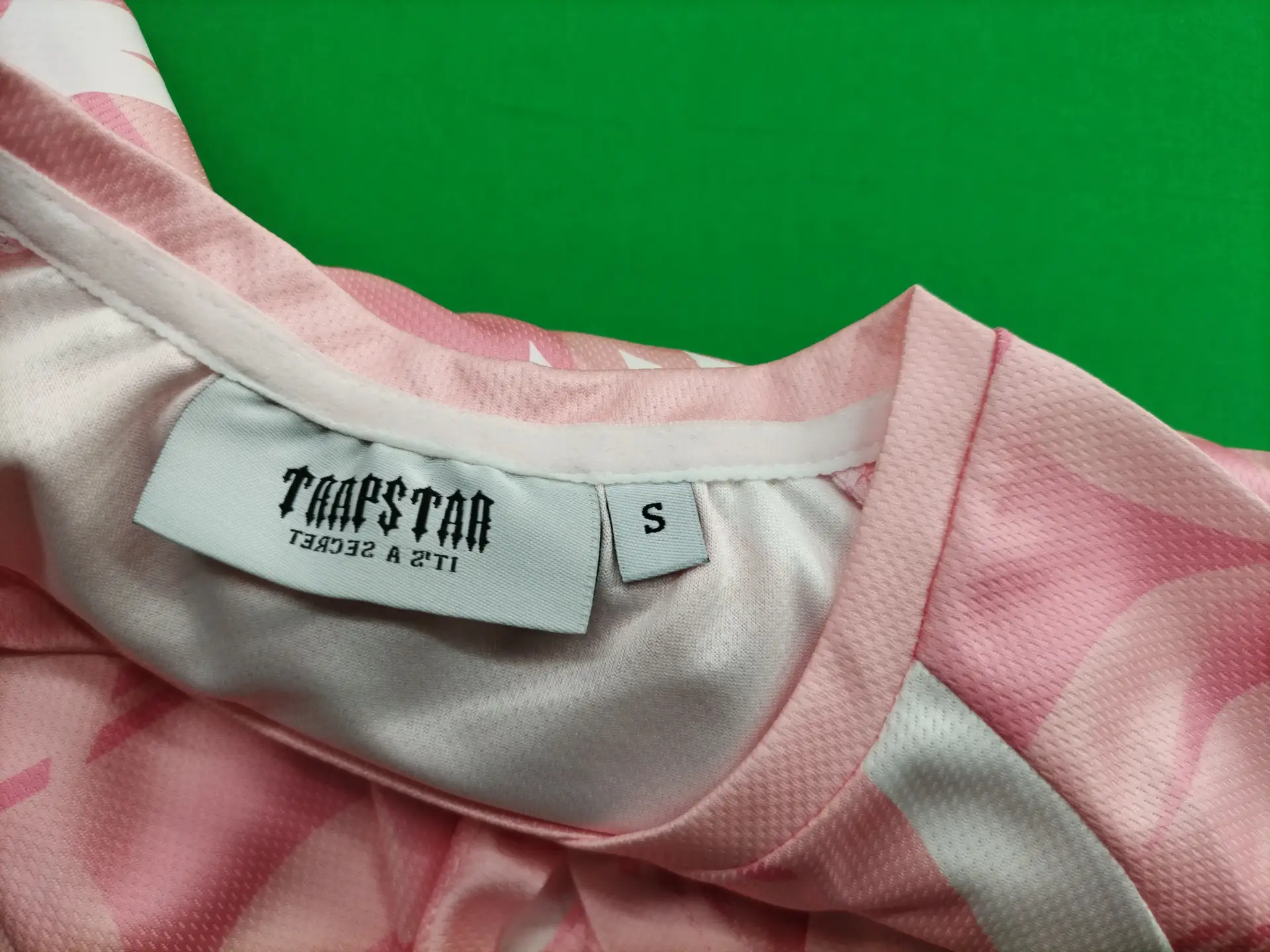 Trapstar Letter Logo Digital Basketball Uniform Football Jersey Gradient Sports Short-Sleeved T-Shirt for Men and Women Breathable Short T-Shirt