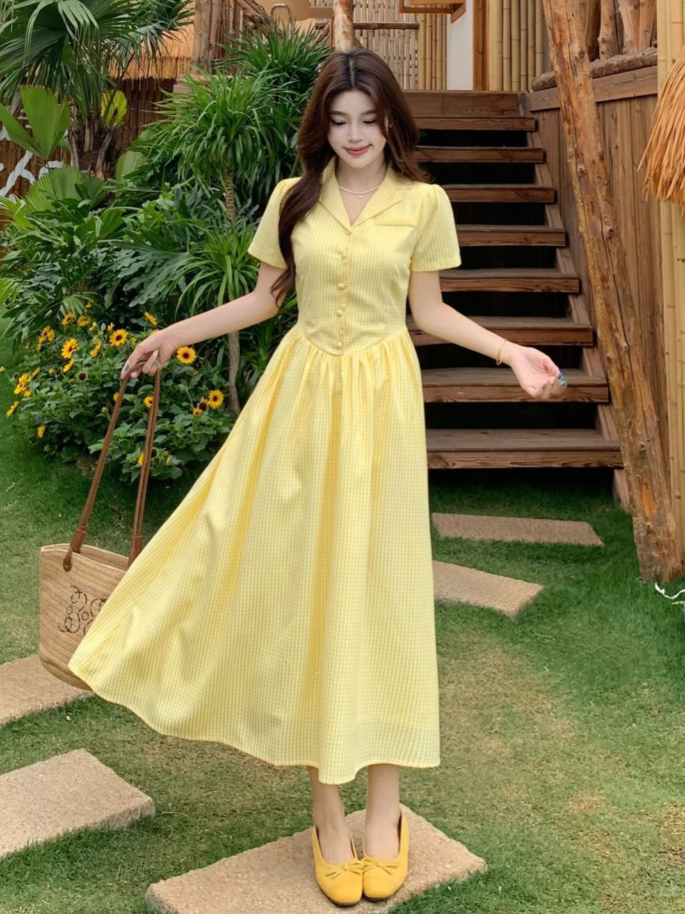 2026 Plus-Size Women's French Retro Style Travel Vacation Waist-Cinching Slimming Short-Sleeve Summer Over-The-Knee Long Dress