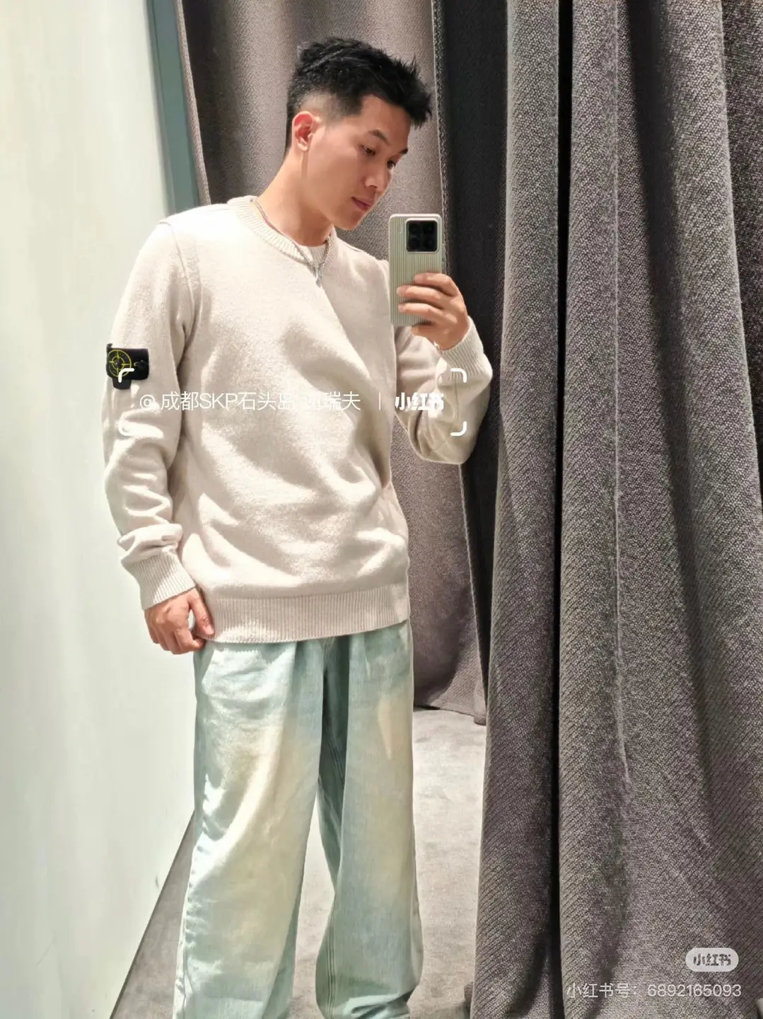 Classic sleeve logo round neck knitted sweater