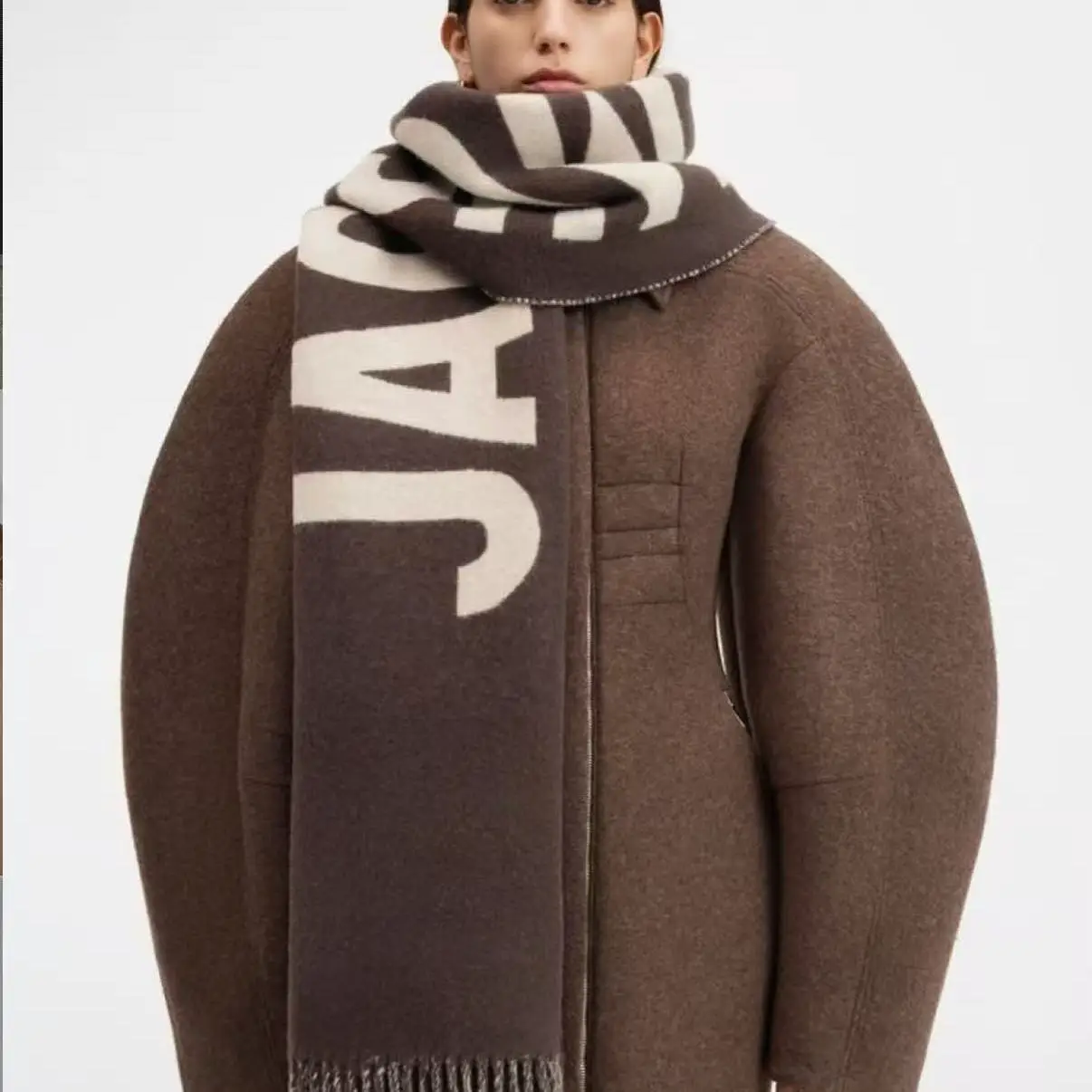 25 Autumn/Winter New Jacquemus Wool Scarf with Letter Jacquard Logo Tassel Shawl Unisex Neck Warmer