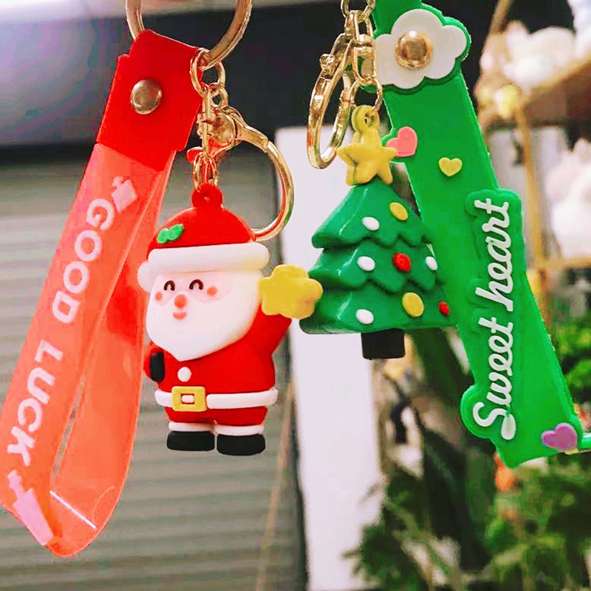Cross-border new Christmas gift three-dimensional Santa Claus doll keychain Christmas tree snowman elk jewelry