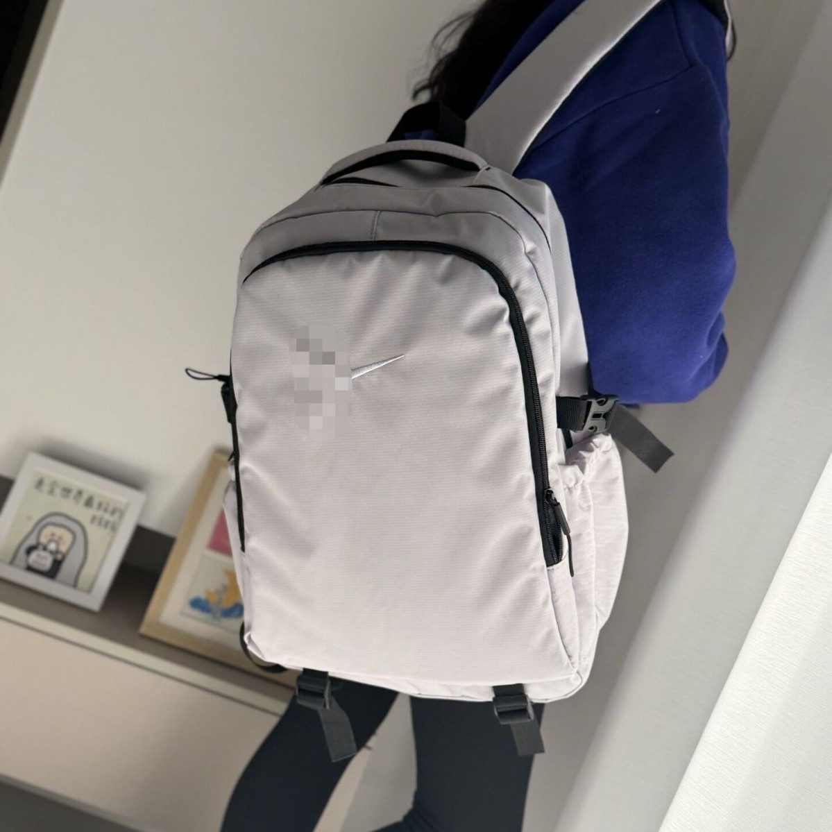 Simple, Fashionable, Large-Capacity Backpack, Lightweight and Versatile School Bag for Middle School and High School Students, High-Looking Outdoor Travel Backpack