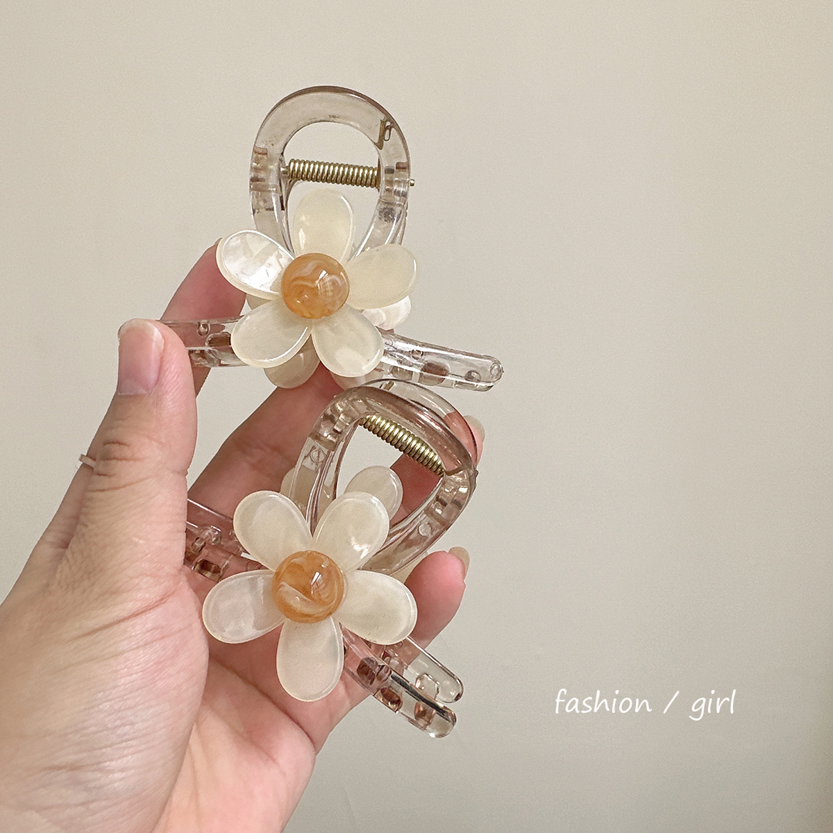 Elegant Sweet ~ Flower hairpin female back head temperament ins summer updo shark clip 2023 new hair clip
