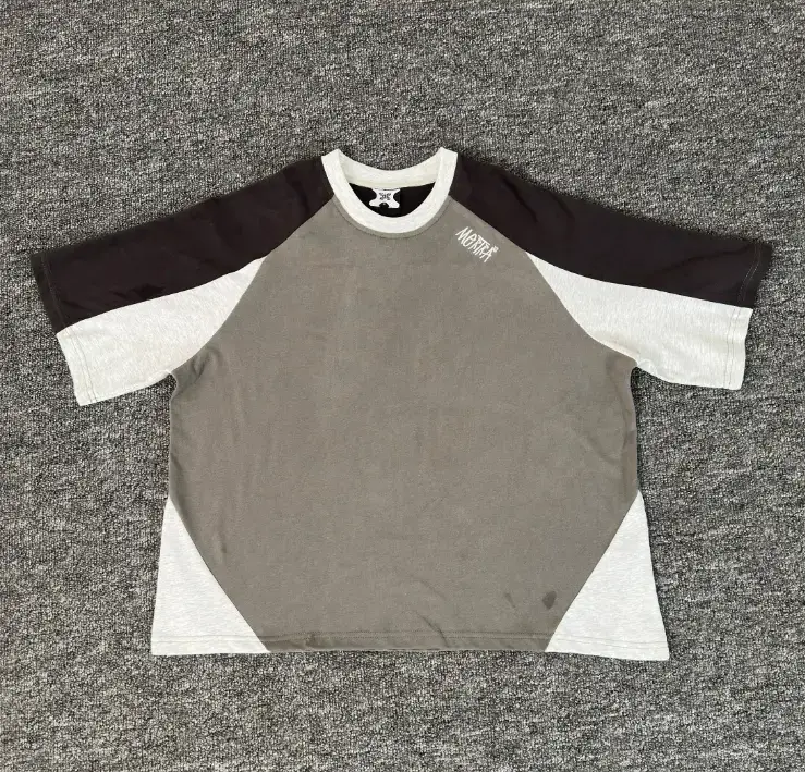 MOTRA T-shirt