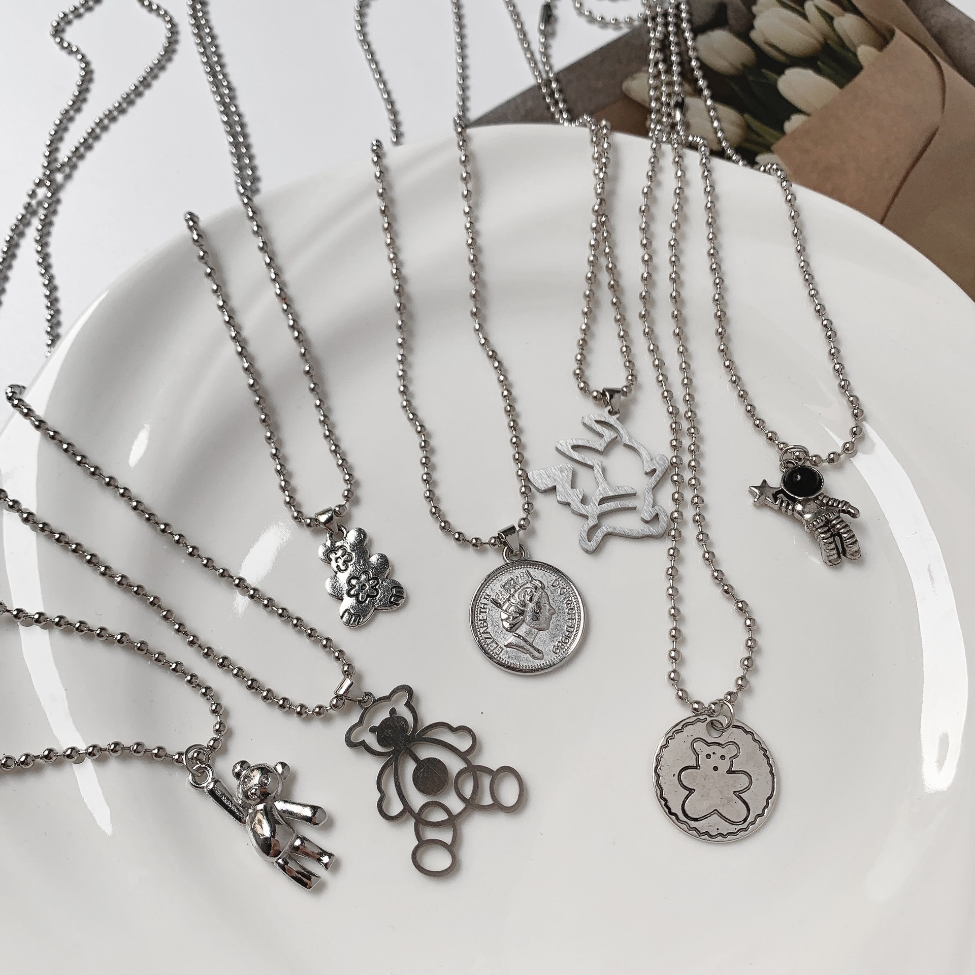 Sweet and Cool Style Simple Round Bead Cartoon Pendant Chain Necklace Wholesale High-End Minimalist Design Necklace Unisex