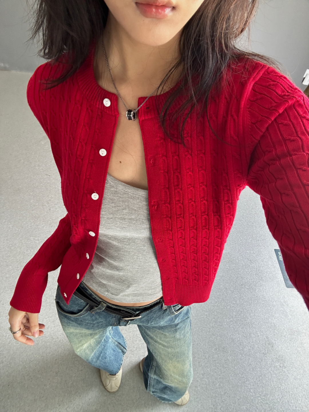 Versatile Retro Christmas Red Twist Long-Sleeved Knitwear for Women Slimming Look Twisted Knitwear with Cardigan 3139