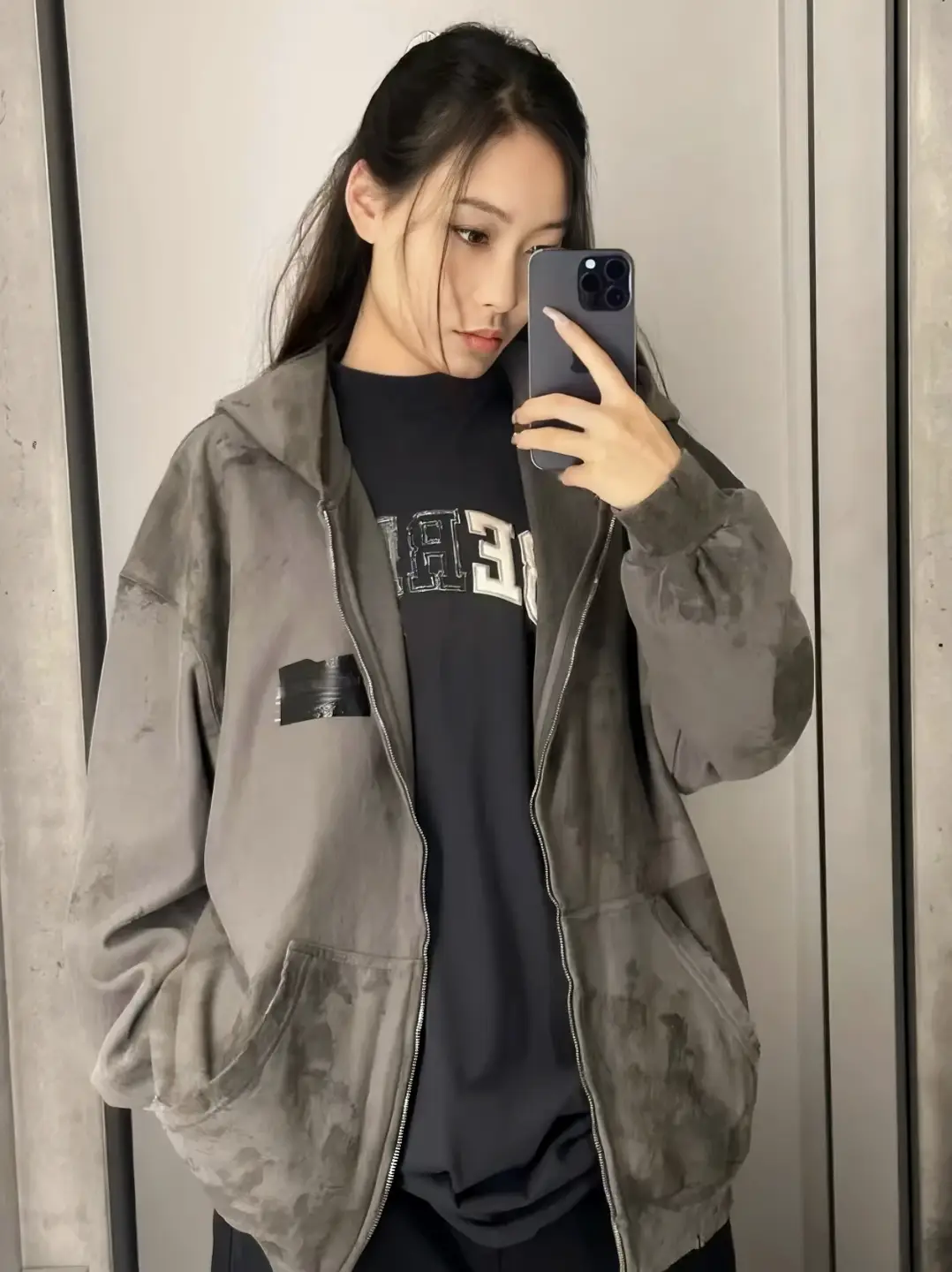 Heavy Industry Hand Painted Mud Dyed Graffiti Black Tape Hooded Sweatshirt Damaged Cardigan Loose Couple Casual Retro Outwear Tide