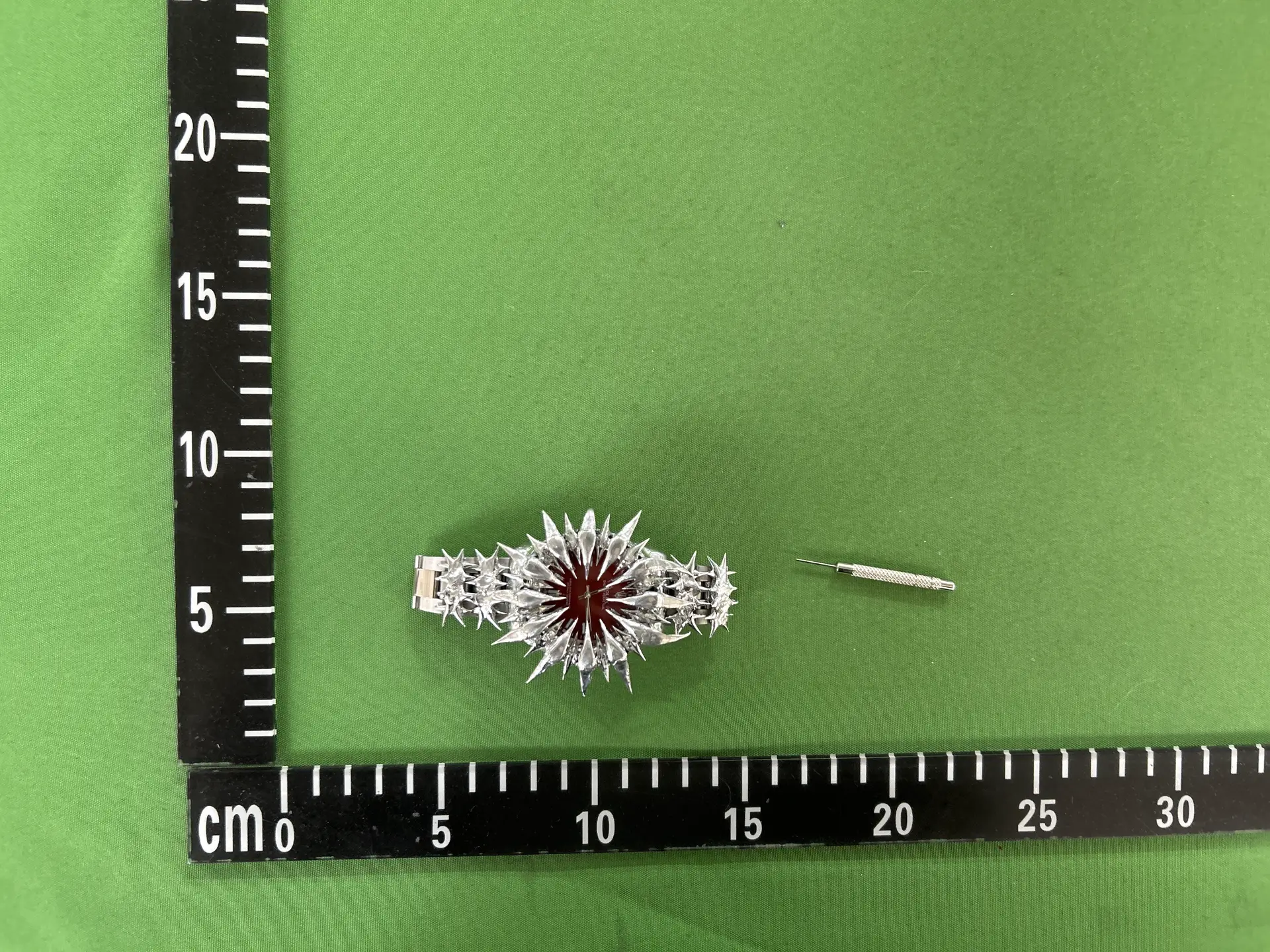 Spiked Watch Silver Red