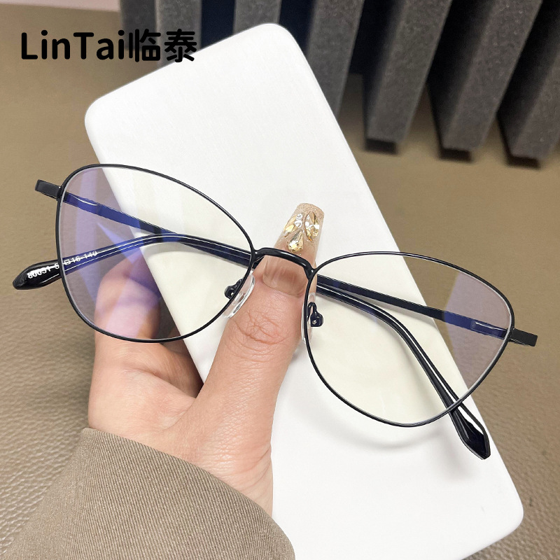 80051 New Personalized Street Cat's Eye Glasses Fashion Advanced Slimming Anti-blue Glasses with Power-adjustable Glasses