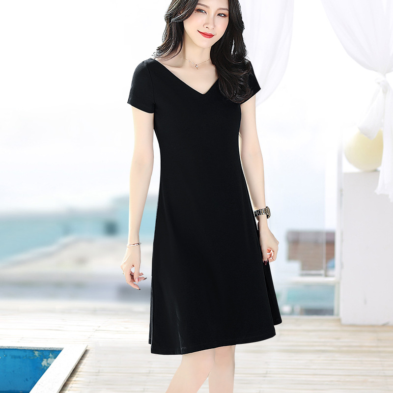Black Short-sleeved dress Ladies 2024 New V-neck Elegant Slim Belly-covered A- line Small Black Dress Long Dress Summer