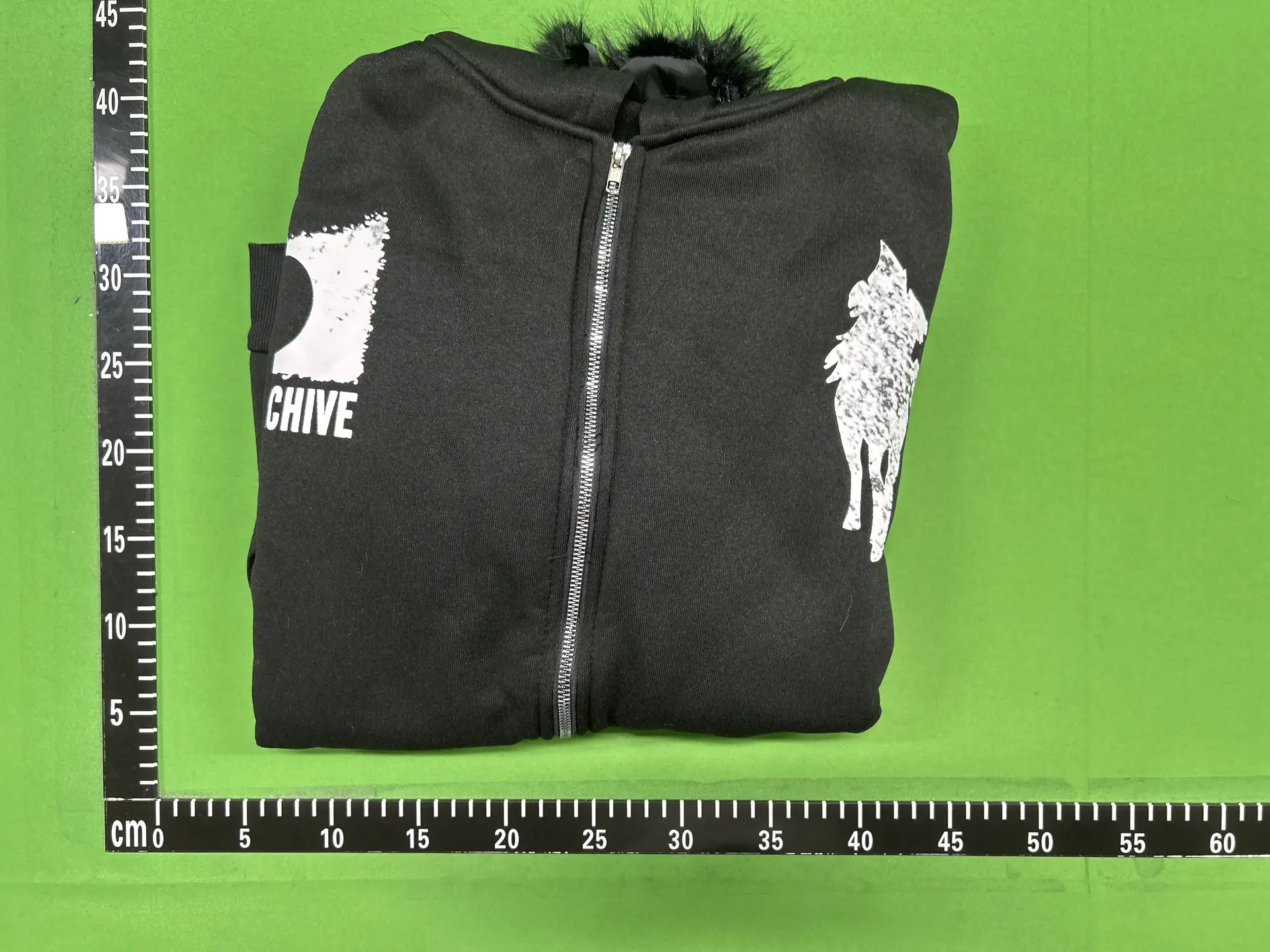 CHIVE Men's and Women's Black Fur Collar Sweatshirt