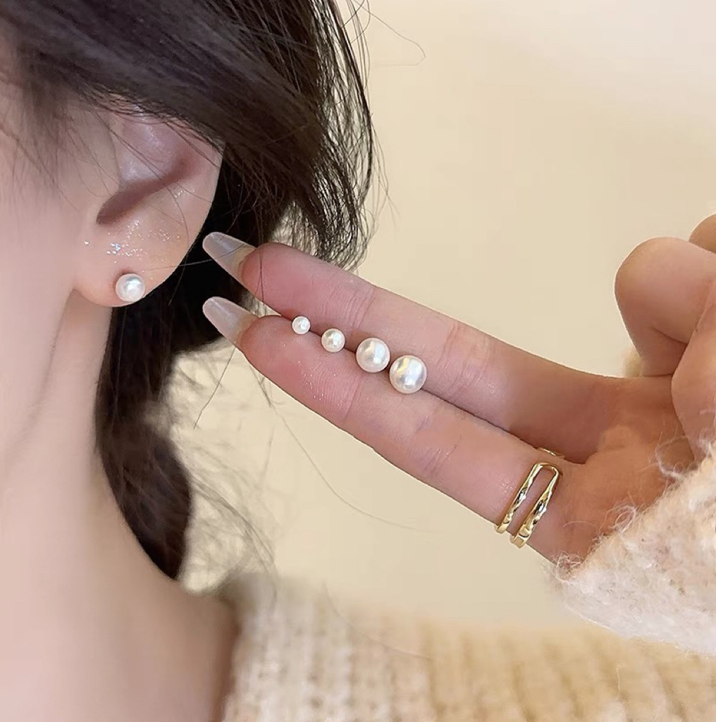 Korean-Style Simple and Elegant S925 Silver Needle Round Pearl Earrings for Women, Vintage Hong Kong Style Versatile Niche Earrings