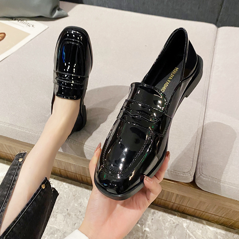 Light Loafers for Women Summer Breathable Slip-On Leather Shoes Soft Sole Increased Black Preppy Casual Shoes X270-1
