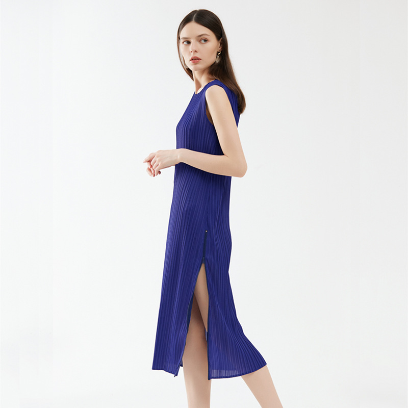 2026 New Summer Women's Fashion Design Slit Sleeveless Dress with a Unique Style and Zipper